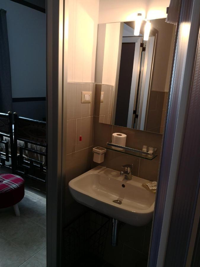 B&B Ex Magazzeno Barlotti パエストゥム エクステリア 写真